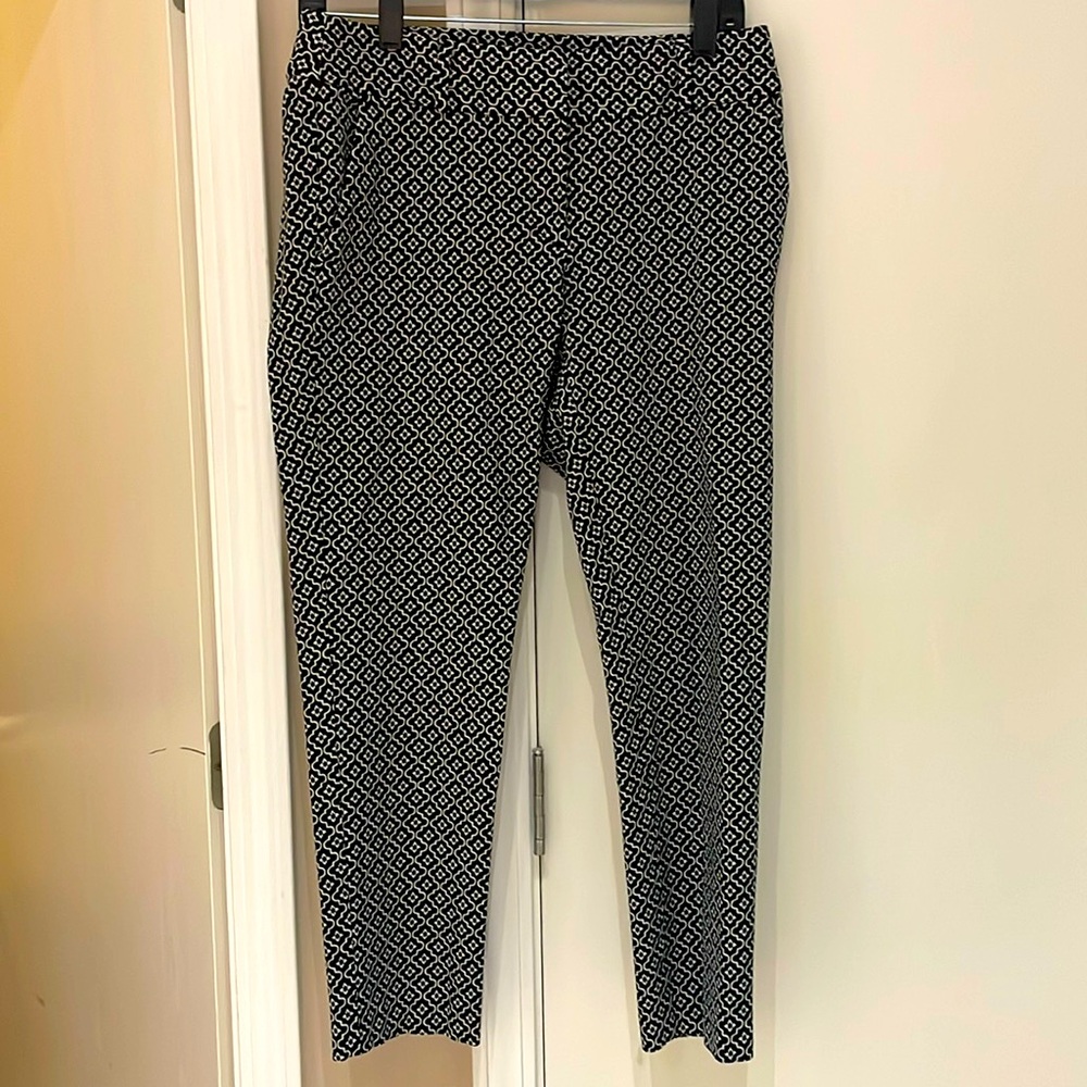 Ann Taylor Loft pants, size 4, black & off white print